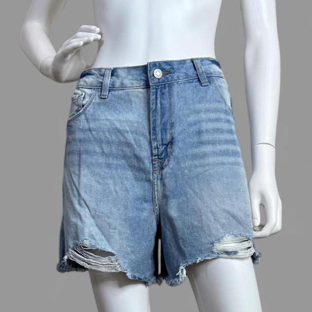 Kensie True Vintage High Rise Distressed Denim Shorts Light Wash 12/31
